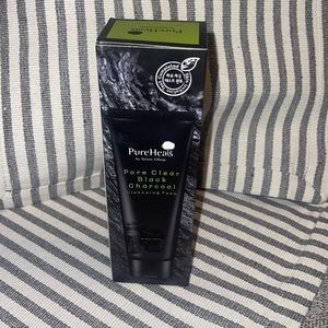 PureHeals Pore Clear Black Charcoal Cleansing Foam